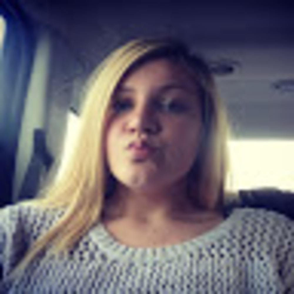 Meet your Posher, Kaitlynn